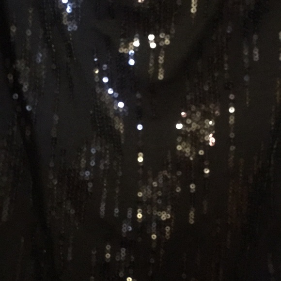 Tank - Picture 2 of 4